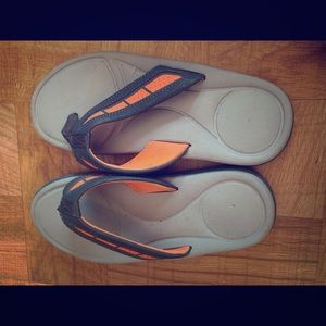 Boys sandals
